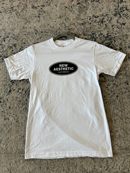 Oval Tee